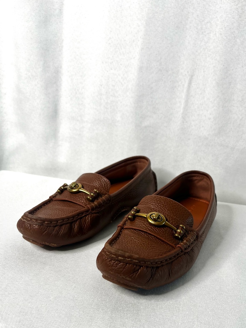 Coach Brown Pebbled Leather Turnlock Driving Loafers Women’s Size 6 - Picture 2 of 10